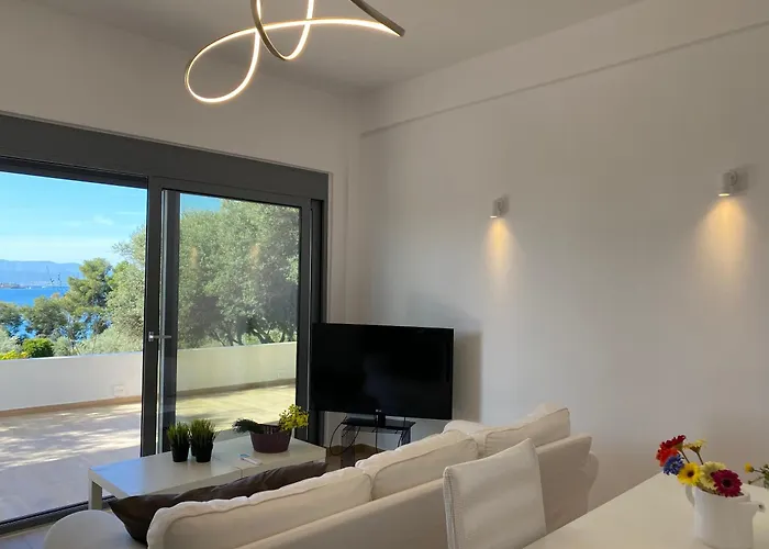 Alida Holiday home *